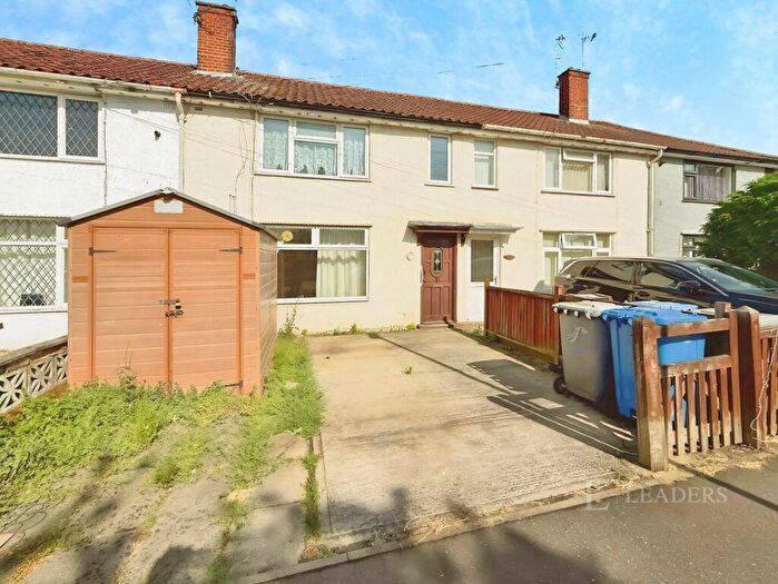 3 Bedroom Terraced House To Rent In Harmer Road, NR3