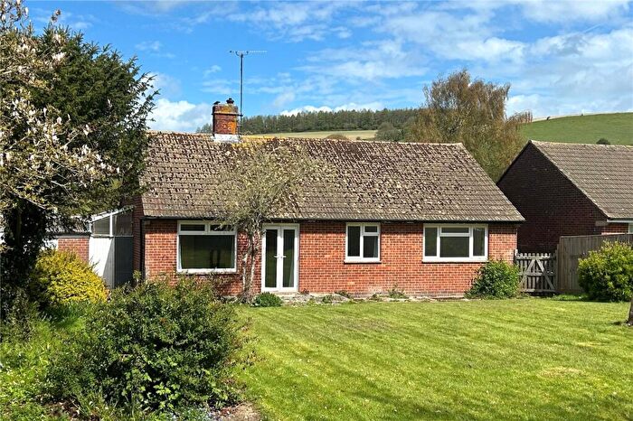 3 Bedroom Bungalow To Rent In Chidden Close, East Meon, Petersfield, Hampshire, GU32