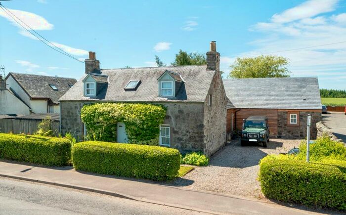 4 Bedroom Detached House For Sale In Main Road, Guildtown, Perthshire, PH2