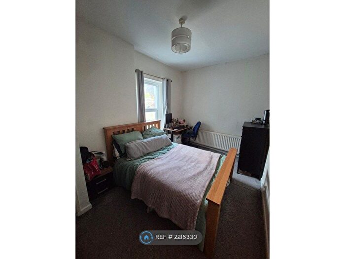 1 Bedroom Flat To Rent In Knowle Road, Bristol, BS4