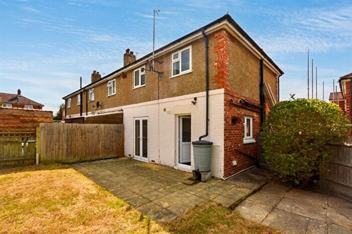 3 Bedroom Terraced House To Rent In Court Road, Hampden Park, `, BN22