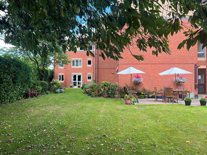 2 Bedroom Retirement Property For Sale In Union Road, Shirley, Solihull, B90