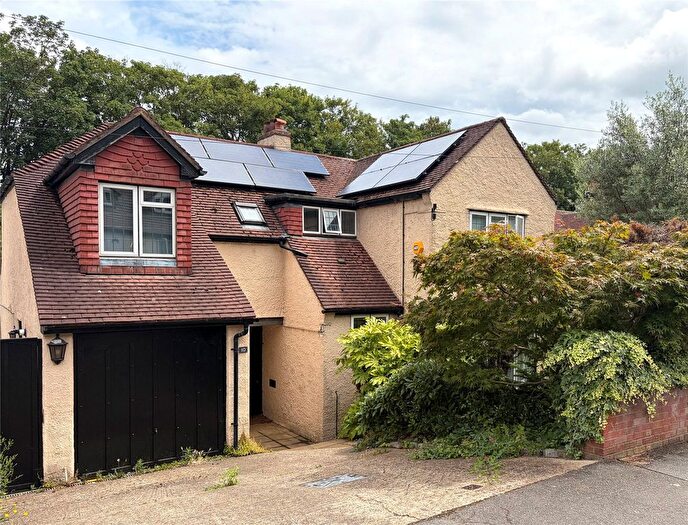 4 Bedroom Detached House To Rent In Northwood Avenue, Purley, CR8