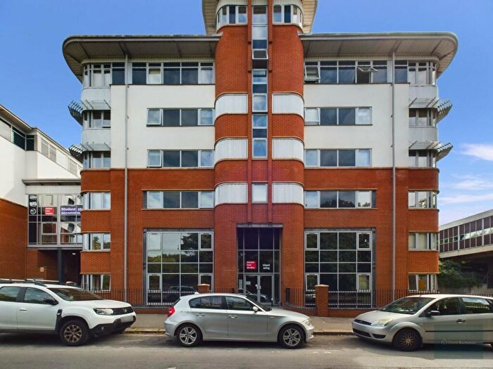 1 Bedroom Flat To Rent In Central Park Towers, Plymouth, Devon, PL4