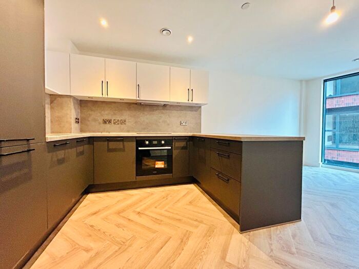 1 Bedroom Flat To Rent In Castleward Boulevard, Derby, DE1