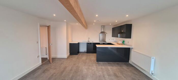 1 Bedroom Flat To Rent In West Street, Fareham, PO16