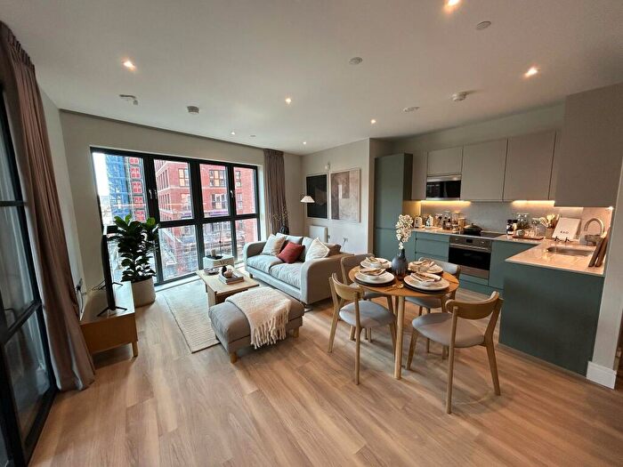 1 Bedroom Apartment To Rent In Lower Essex Street, Birmingham, B5