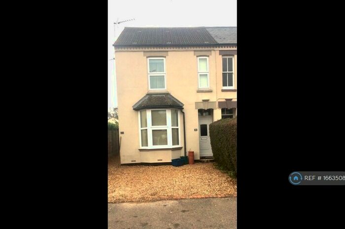 2 Bedroom Maisonette To Rent In Newport Pagnell, Newport Pagnell, MK16
