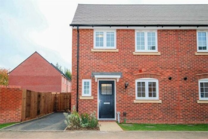 3 Bedroom Semi-Detached House To Rent In Arnold Drive, Cawston, Rugby, Warwickshire, CV23