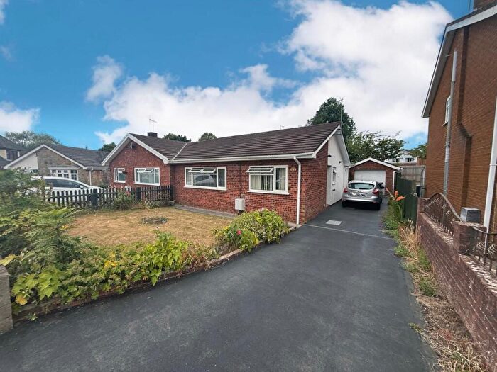 2 Bedroom Semi-Detached Bungalow For Sale In Mill Reen, Undy, Caldicot, Monmouthshire, NP26