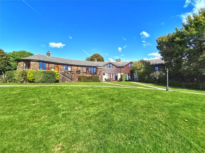 2 Bedroom Terraced House For Sale In Greenacres, Par, PL24