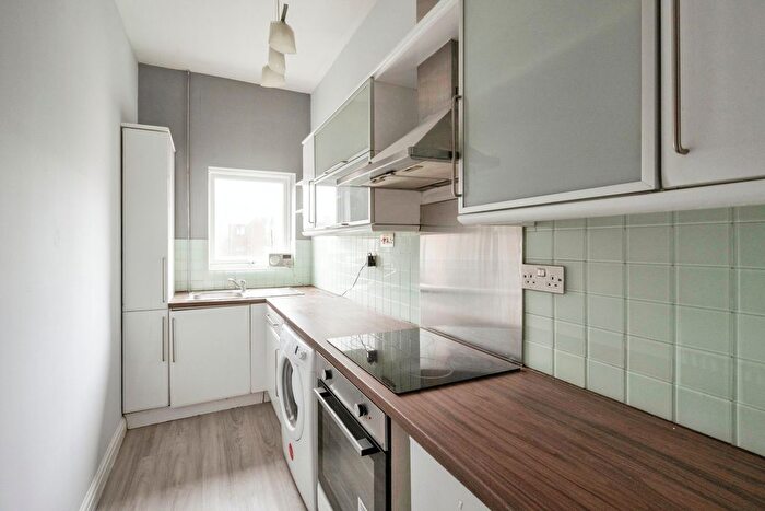 1 Bedroom Flat For Sale In Bennetthorpe, Doncaster, South Yorkshire, DN2