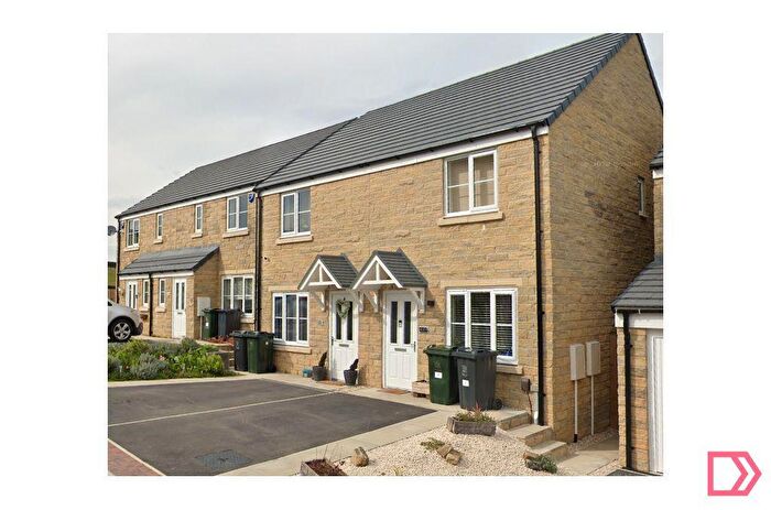 2 Bedroom Semi-Detached House To Rent In Glatton Drive, Oakworth, Keighley, West Yorkshire, BD22