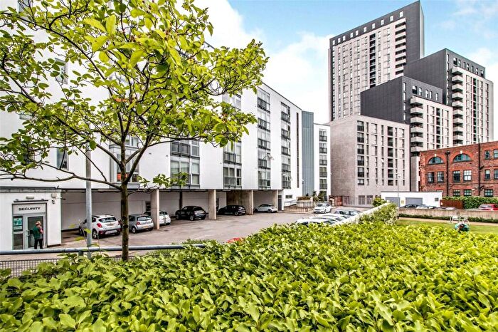2 Bedroom Flat For Sale In Water Street, Manchester, Greater Manchester, M3