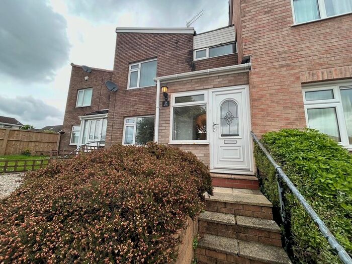 3 Bedroom Terraced House To Rent In Oak Road, Rogerstone, Newport, NP10