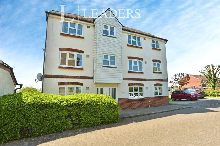 2 Bedroom Apartment For Sale In Mulberry Gardens, Witham, Essex, CM8