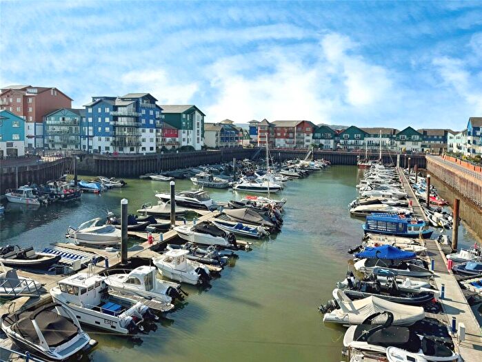 2 Bedroom Flat For Sale In Victoria Road, Exmouth, Devon, EX8