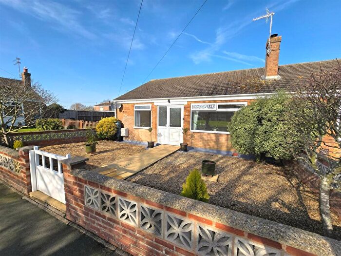 2 Bedroom Terraced Bungalow To Rent In Glebe Road West, Kessingland, NR33