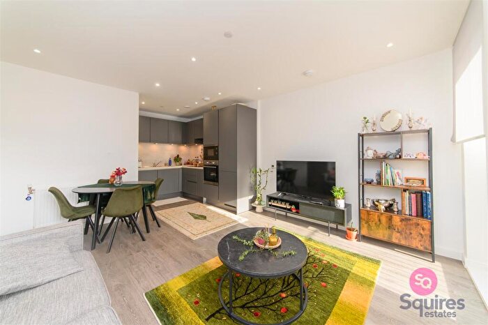 1 Bedroom Flat To Rent In Medawar Drive, London, NW7