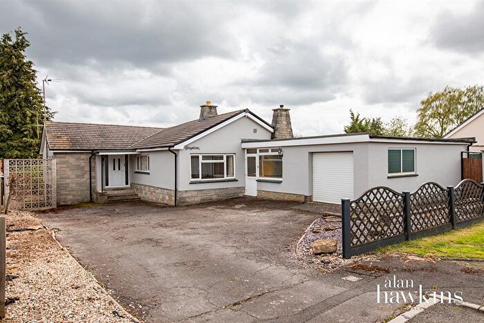 3 Bedroom Detached Bungalow For Sale In Chestnut Springs, Lydiard Millicent, Swindon, SN5