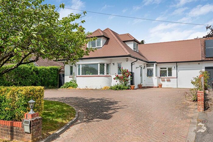 4 Bedroom Semi-Detached Bungalow For Sale In Theobald Street, Radlett, WD7