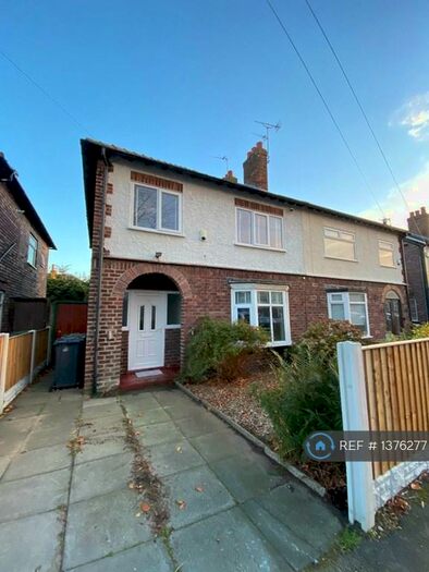 3 Bedroom Semi-Detached House To Rent In Rosedale Avenue, Liverpool, L23