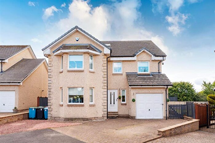 6 Bedroom Detached House For Sale In Henry Quadrant, Motherwell, ML1