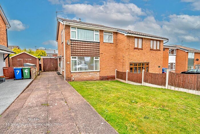 3 Bedroom Semi-Detached House For Sale In Bracken Way, Rugeley, WS15