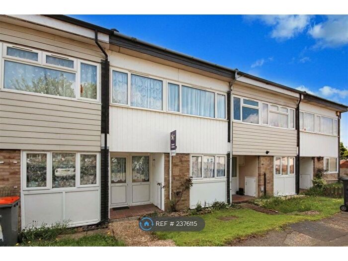 3 Bedroom Terraced House To Rent In St. Lawrence Walk, Wymington, Rushden, NN10