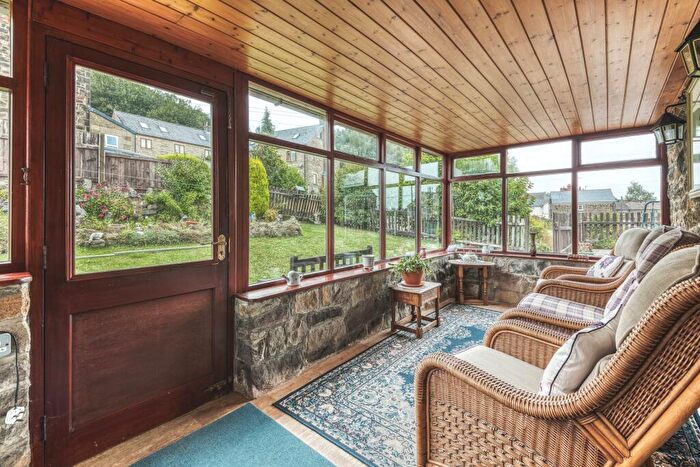 3 Bedroom Detached House For Sale In The Common, Crich, DE4