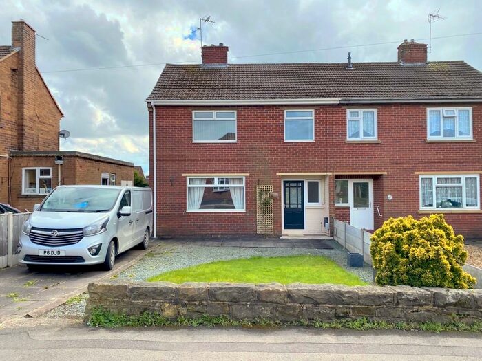 3 Bedroom Semi-Detached House To Rent In Elms Avenue, Ripley, DE5