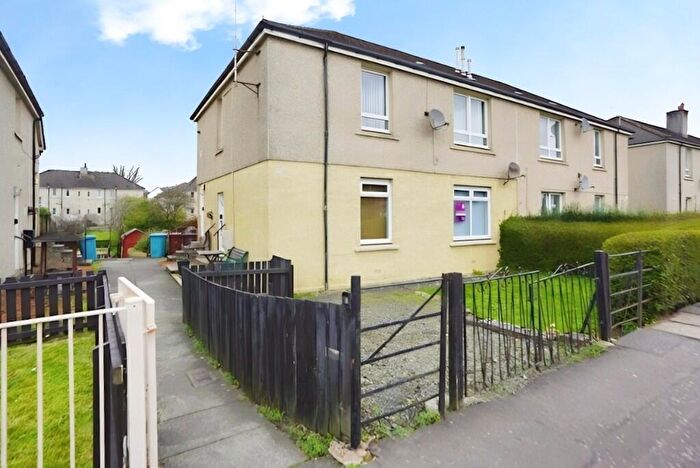 2 Bedroom Flat To Rent In Cumbernauld Road, Glasgow, G69