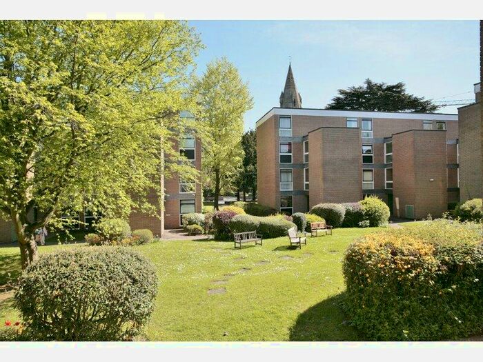 2 Bedroom Apartment To Rent In Butler Close, Oxford, Oxford, Oxfordshire, OX2