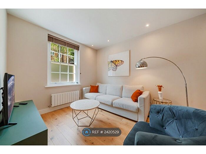 2 Bedroom Flat To Rent In Rotherhithe Street, London, SE16