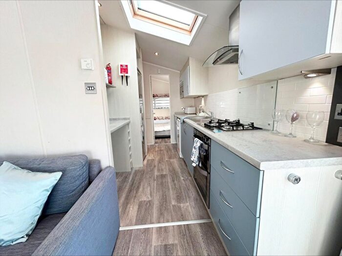 3 Bedroom Park Home For Sale In Leysdown Road, Leysdown-On-Sea, Sheerness, ME12