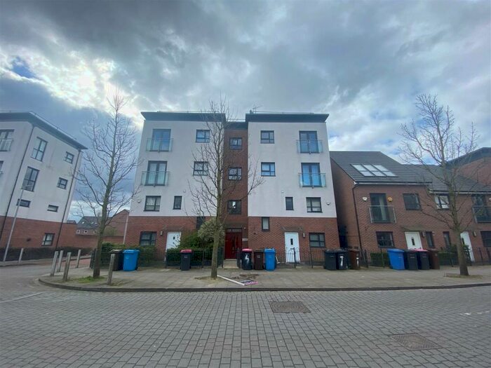 1 Bedroom Flat To Rent In Broughton Lane, New Broughton, M7