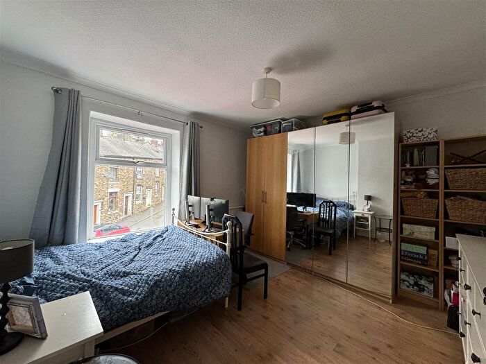 2 Bedroom Terraced House For Sale In Park Street, Mossley, Ashton-Under-Lyne, OL5