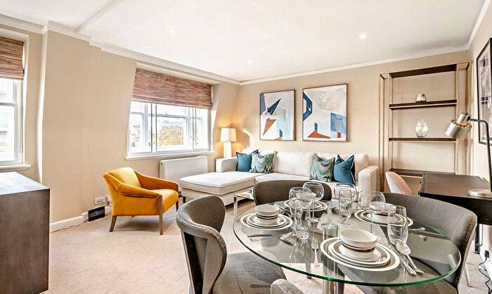 2 Bedroom Property To Rent In Hill Street, London, W1J