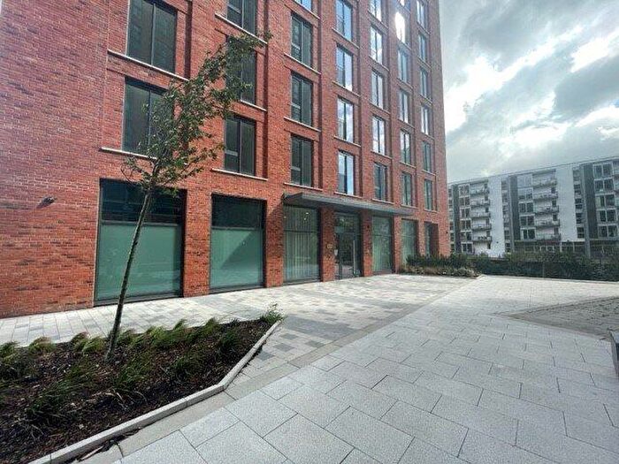 2 Bedroom Flat To Rent In Silkbank Wharf, Derwent Street, Salford, M5