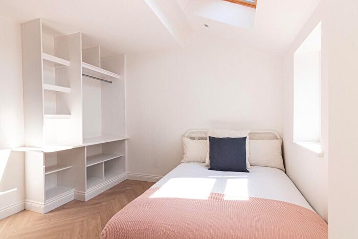 6 Bedroom Terraced House To Rent In Alderson Road, Liverpool, Merseyside, L15