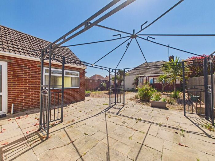 3 Bedroom Detached Bungalow For Sale In Magnolia Avenue, Margate, CT9 - Photo 10