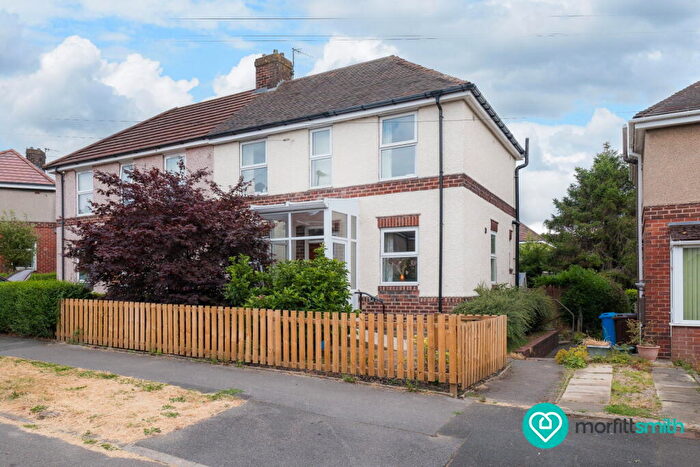 3 Bedroom Semi-Detached House For Sale In Findon Crescent, Wisewood, Sheffield, S6