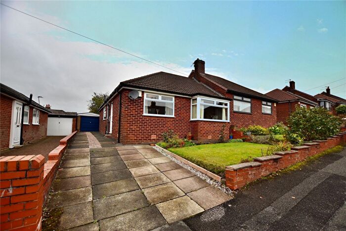 2 Bedroom Semi-detached Bungalow For Sale In Surrey Avenue, High Crompton, Shaw, Oldham, OL2