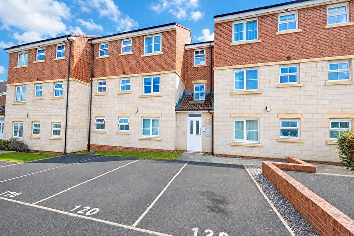 2 Bedroom Flat For Sale In Highfield Rise, Chester-Le-Street, DH3