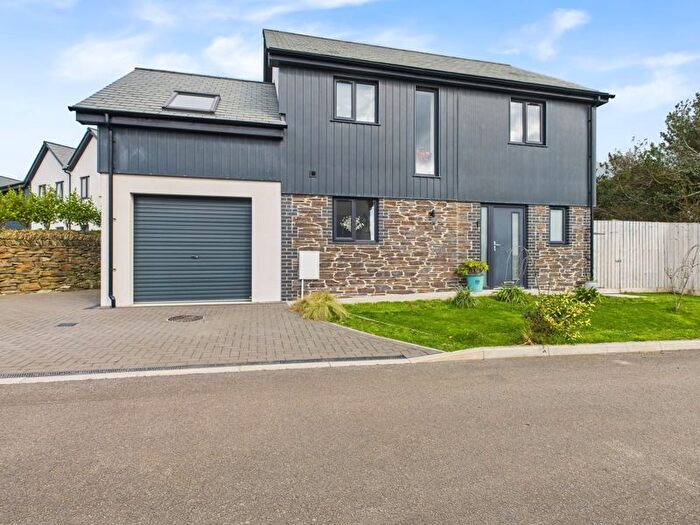 5 Bedroom Detached House For Sale In Poltair Close, Barripper, Camborne, TR14
