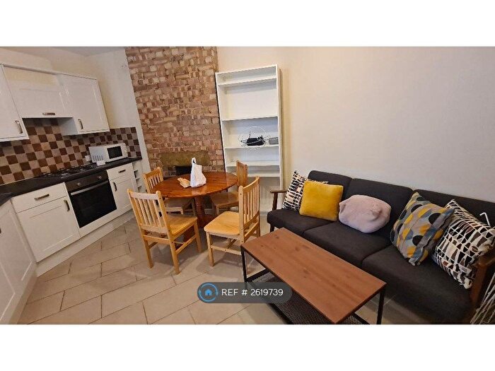 2 Bedroom Flat To Rent In Levita House, Euston Station, London, NW1