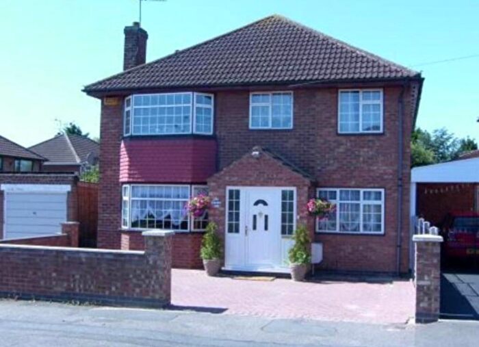 6 Bedroom Detached House For Sale In The Glade, Leicester, LE3