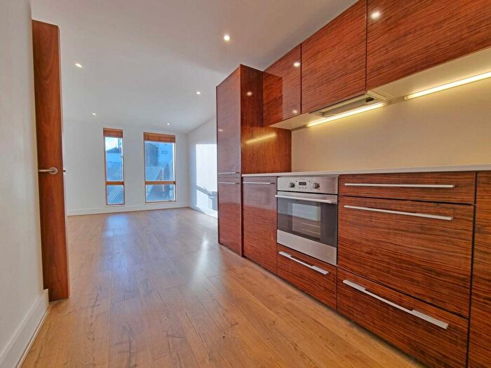 2 Bedroom Apartment To Rent In College Street, Ipswich, IP4