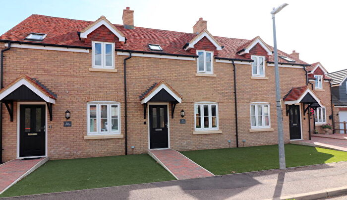 1 Bedroom Terraced House For Sale In Lily Cottage, Nicholls Close, Barton Le Clay, Bedfordshire, MK45