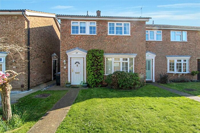 3 Bedroom End Of Terrace House For Sale In Neil Armstrong Way, Leigh-On-Sea, Essex, SS9